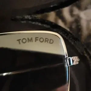 NIB Tom Ford Sye Cat Eye Sunglasses Tom Ford | Accessories | Nib Tom Ford Sye Cat Eye Sunglasses  main image 2